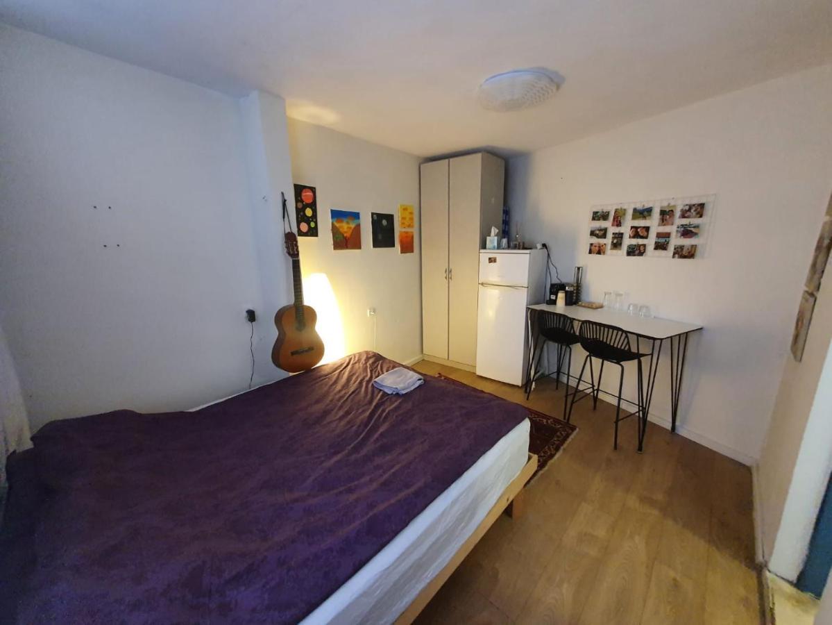 Ferienwohnung יחידת דיור מקסימה בפתח תקווה Petach Tikva Exterior foto