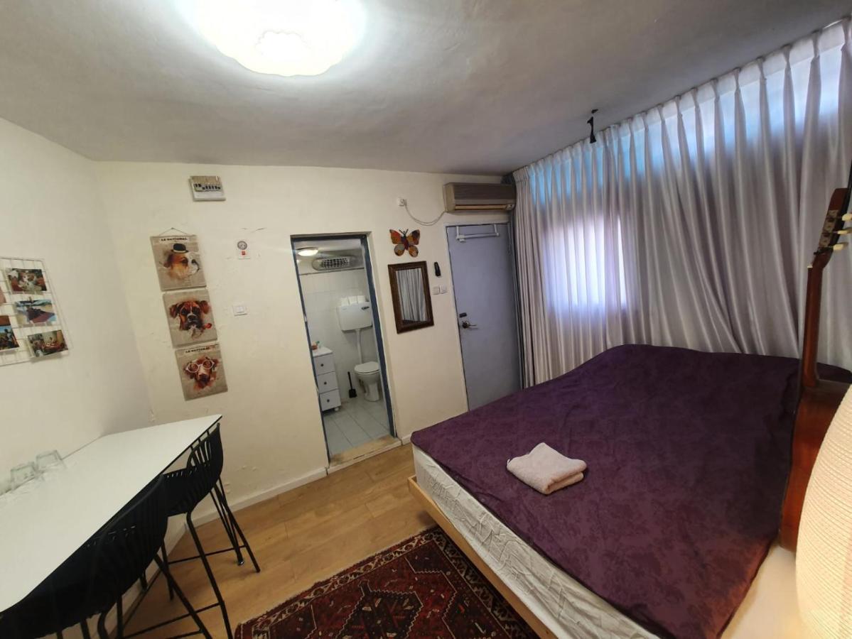 Ferienwohnung יחידת דיור מקסימה בפתח תקווה Petach Tikva Exterior foto