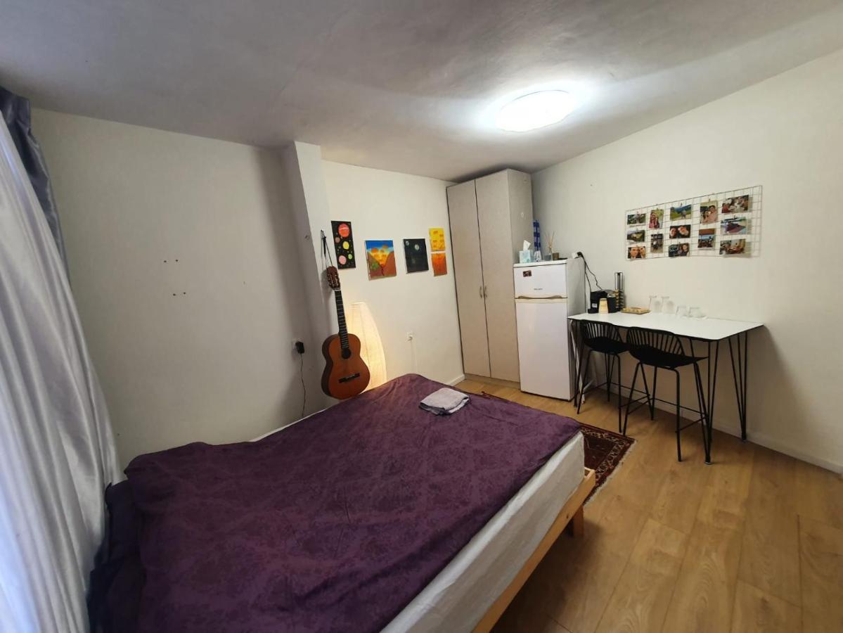 Ferienwohnung יחידת דיור מקסימה בפתח תקווה Petach Tikva Exterior foto